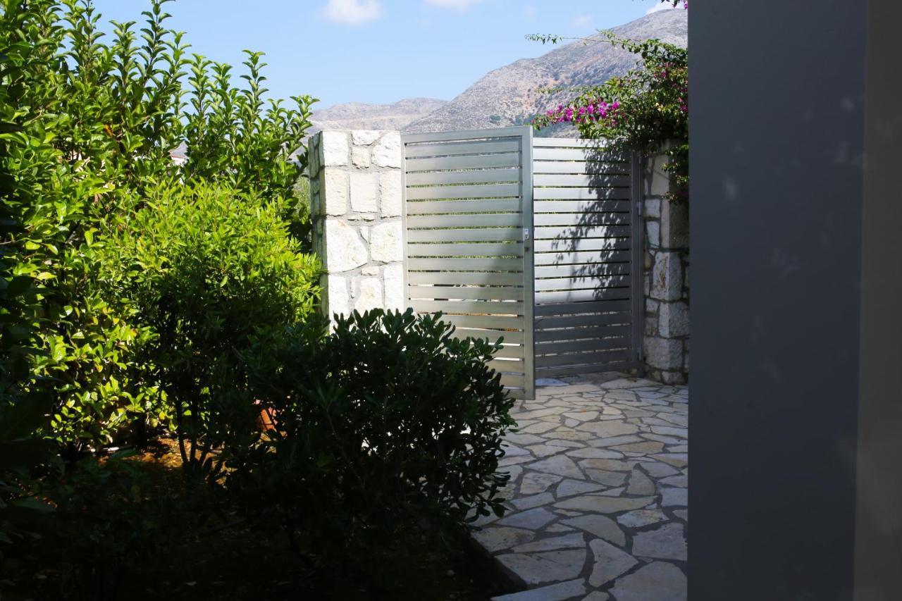 Amarianos Villas Agia Efimia Exterior foto